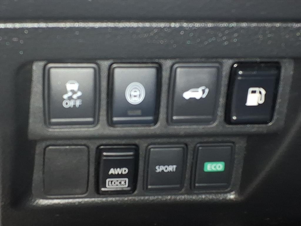 used 2020 Nissan Rogue car, priced at $12,995