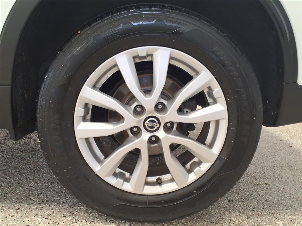 used 2020 Nissan Rogue car, priced at $12,995