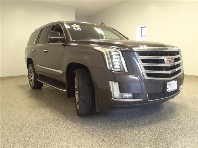 used 2016 Cadillac Escalade car, priced at $25,995