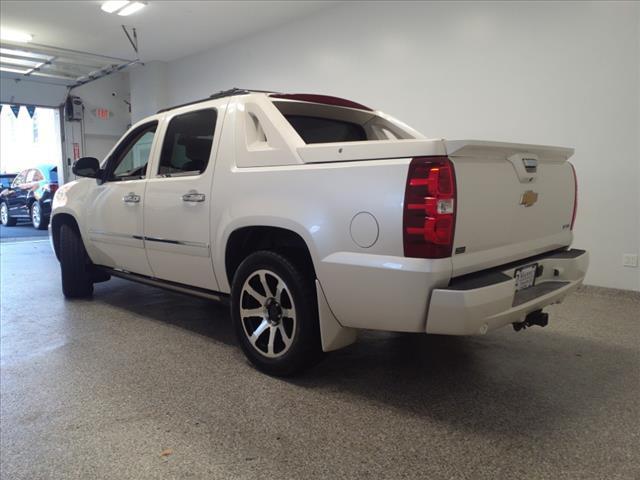 used 2011 Chevrolet Avalanche car, priced at $15,995