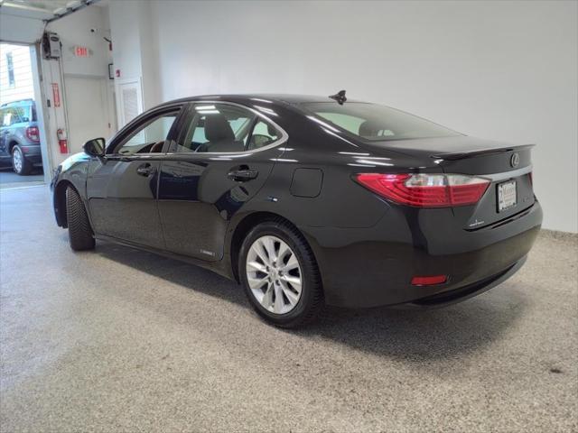 used 2013 Lexus ES 300h car, priced at $13,995