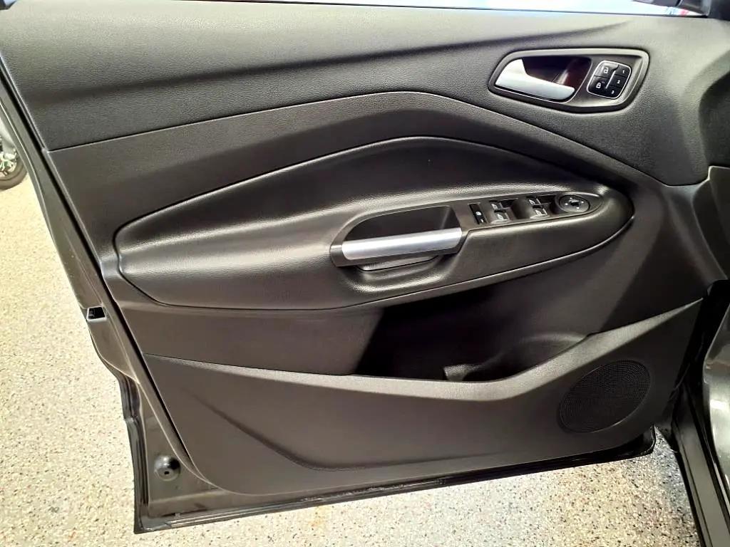 used 2017 Ford Escape car, priced at $8,995