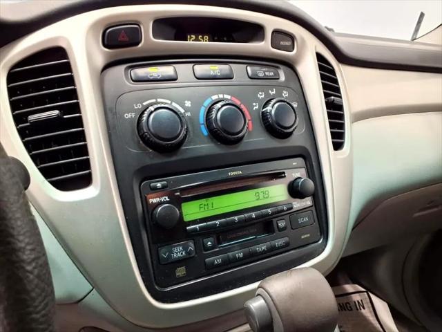 used 2004 Toyota Highlander car, priced at $6,995