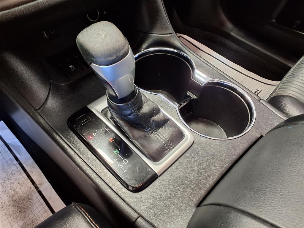 used 2016 Toyota Highlander car, priced at $16,995