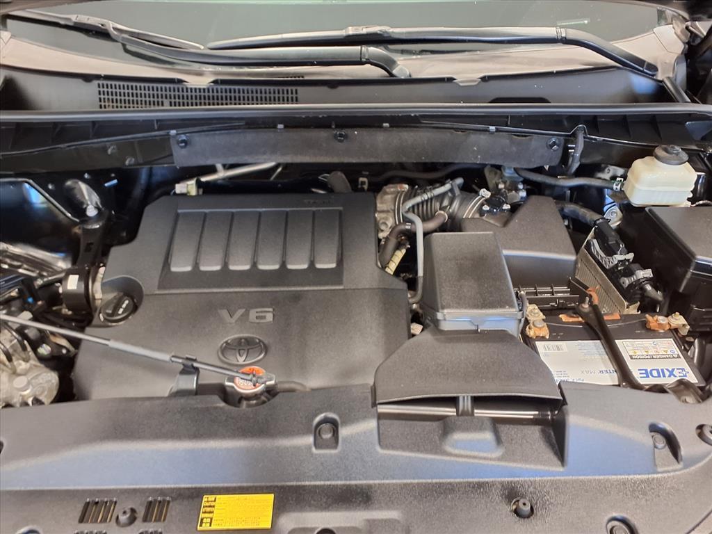 used 2016 Toyota Highlander car, priced at $16,995