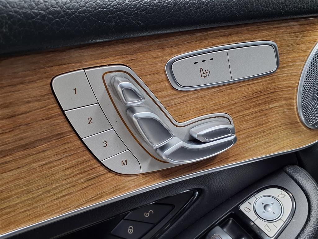 used 2019 Mercedes-Benz GLC 300 car, priced at $19,995