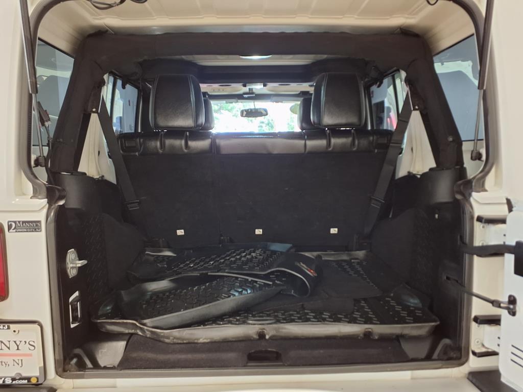 used 2015 Jeep Wrangler Unlimited car, priced at $15,995