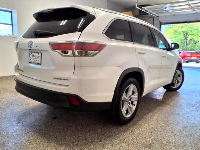 used 2016 Toyota Highlander car, priced at $17,995