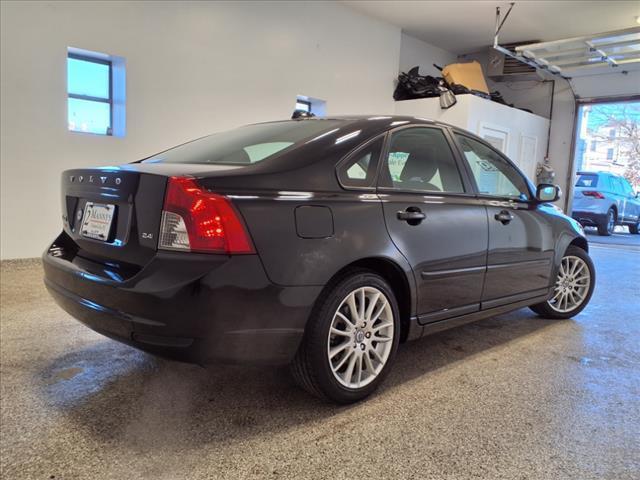 used 2009 Volvo S40 car, priced at $5,995