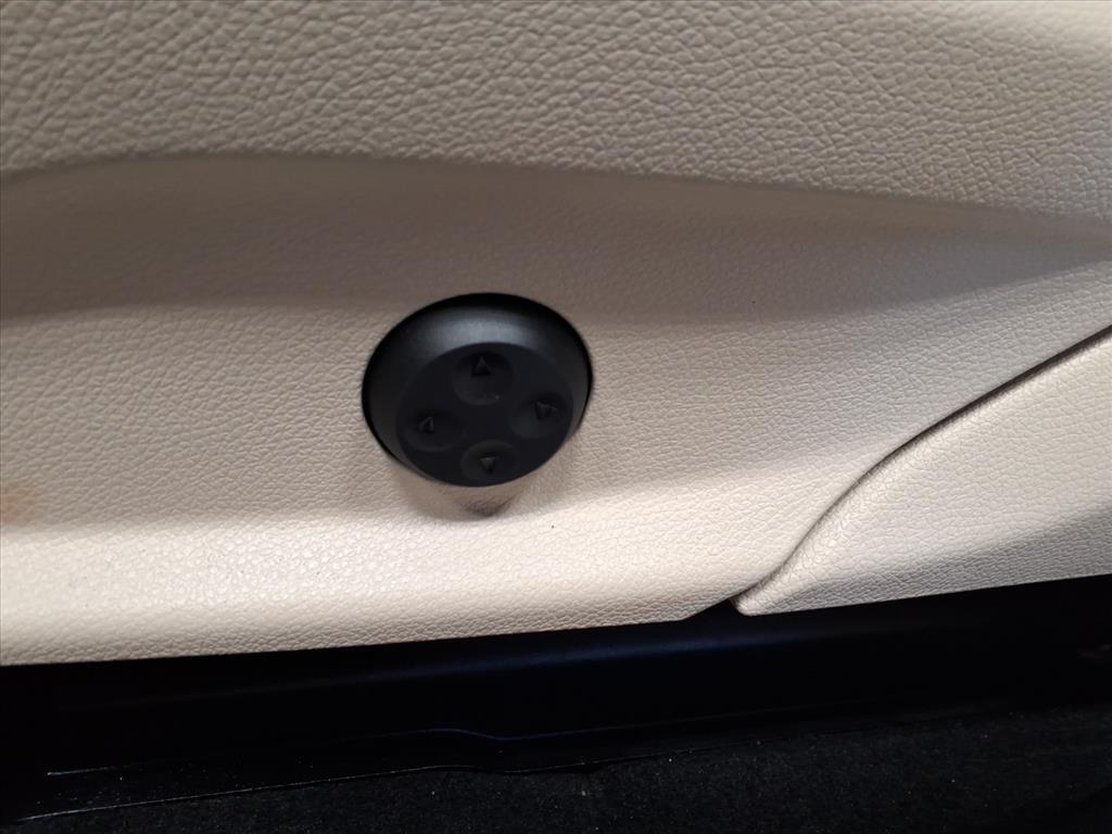 used 2016 Mercedes-Benz GLC 300 car, priced at $12,995