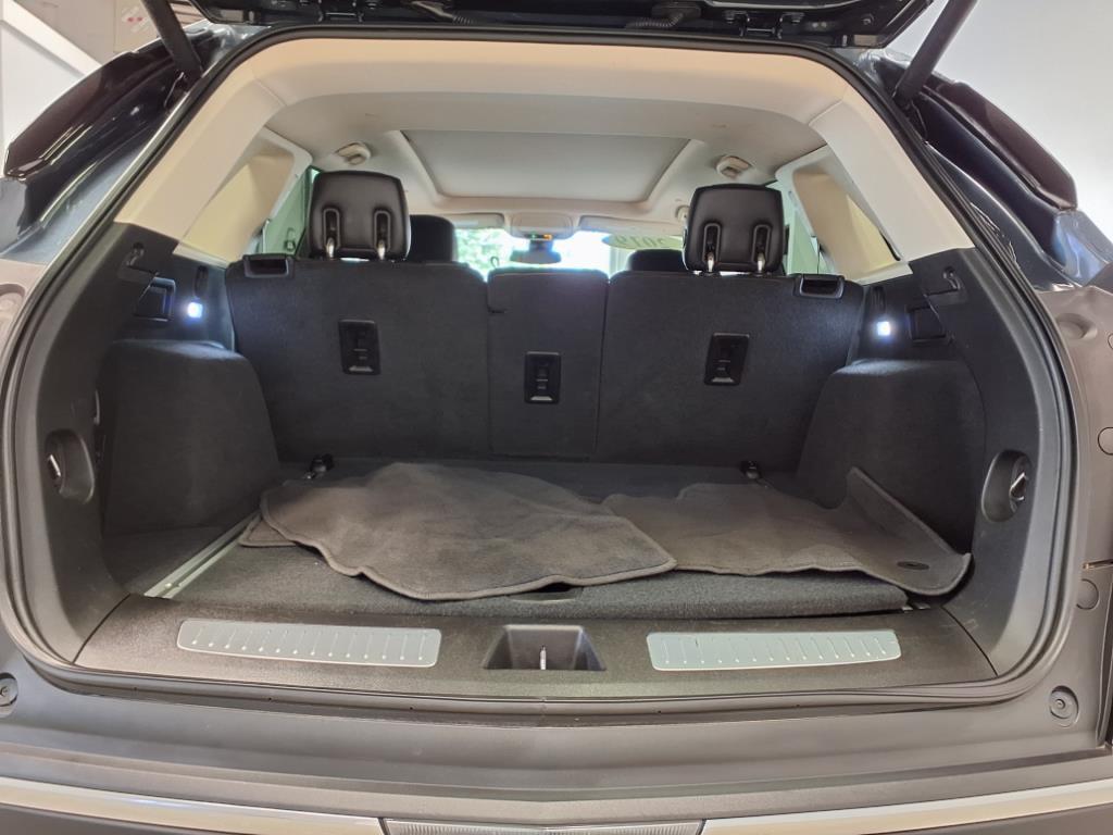 used 2019 Cadillac XT5 car, priced at $19,995