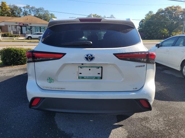 used 2021 Toyota Highlander Hybrid car, priced at $25,988