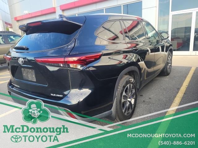 used 2021 Toyota Highlander car, priced at $27,990