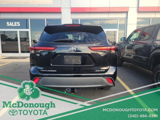 used 2021 Toyota Highlander car, priced at $27,990