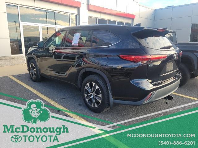 used 2021 Toyota Highlander car, priced at $27,990