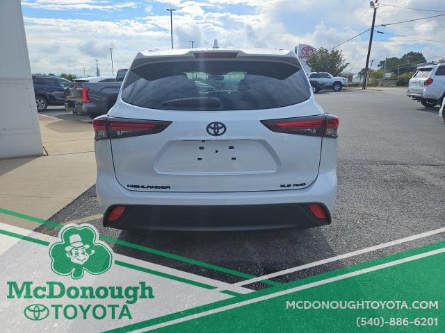 new 2025 Toyota Highlander car, priced at $47,833