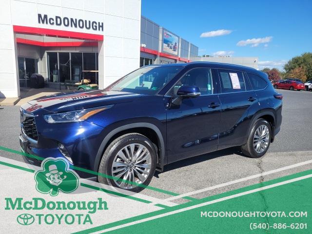 used 2024 Toyota Highlander car, priced at $50,290