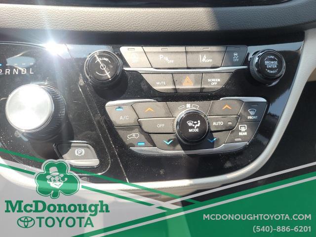 used 2024 Chrysler Pacifica car, priced at $29,350