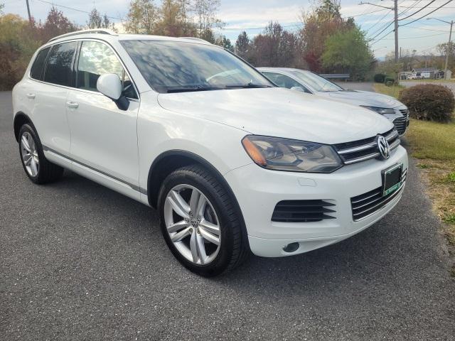 used 2013 Volkswagen Touareg car, priced at $8,825