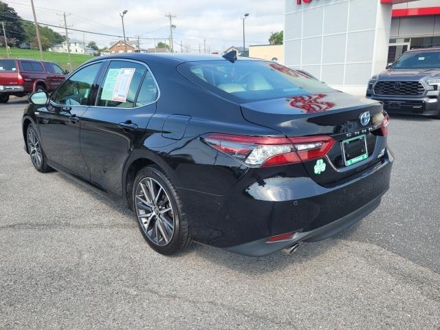 used 2021 Toyota Camry Hybrid car, priced at $29,588