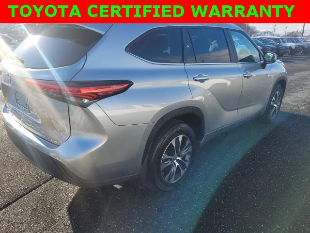 used 2023 Toyota Highlander car, priced at $38,750