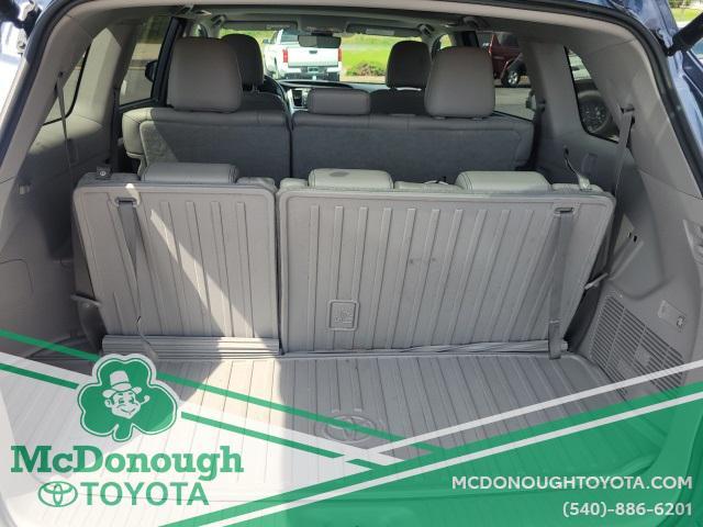 used 2018 Toyota Highlander car, priced at $22,585