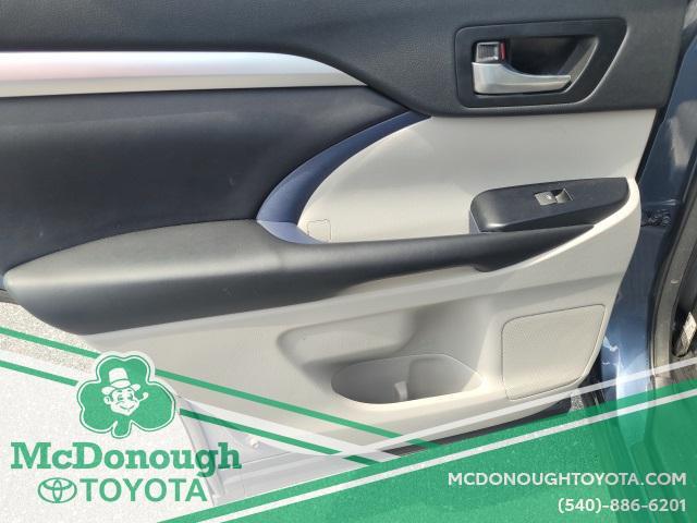 used 2018 Toyota Highlander car, priced at $22,585