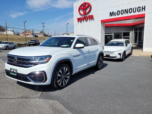 used 2020 Volkswagen Atlas Cross Sport car, priced at $25,980