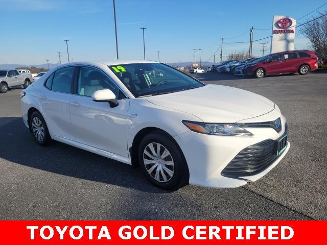 used 2019 Toyota Camry Hybrid car, priced at $20,545