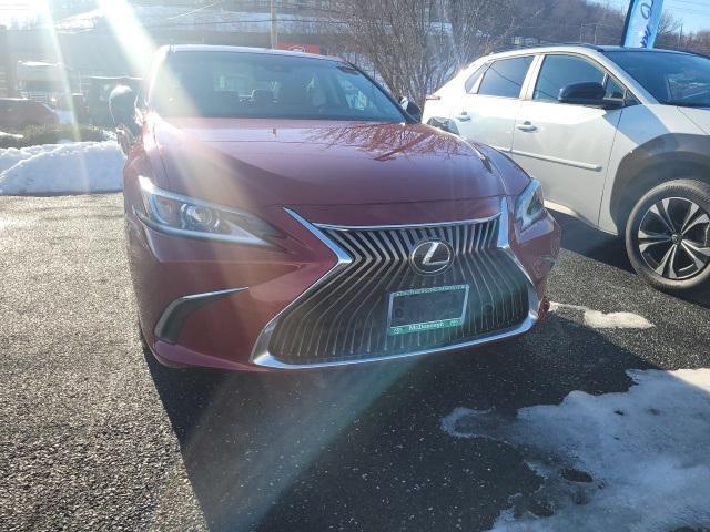 used 2020 Lexus ES 350 car, priced at $27,653