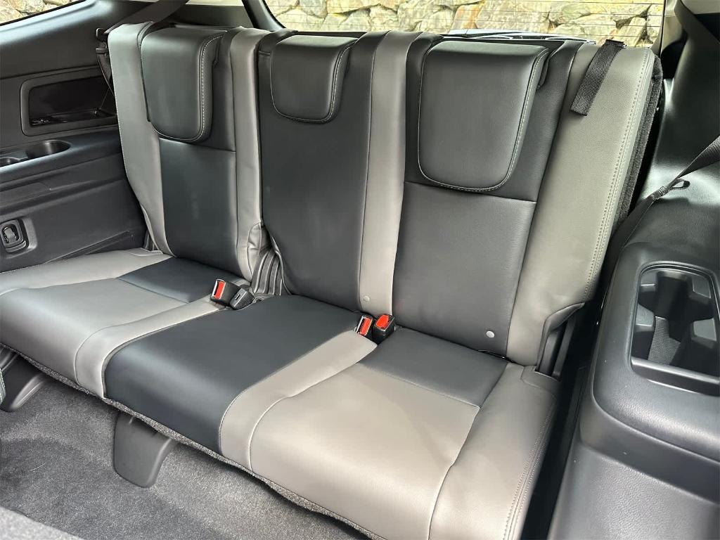 new 2025 Subaru Ascent car, priced at $43,319
