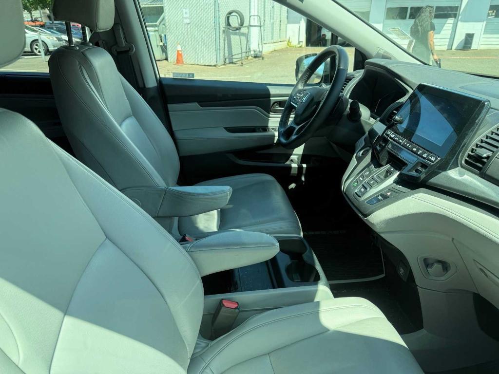 used 2023 Honda Odyssey car, priced at $39,995
