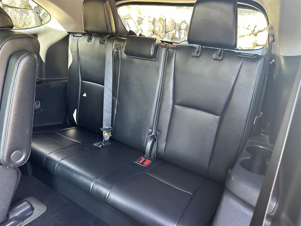used 2021 Toyota Highlander Hybrid car, priced at $44,995
