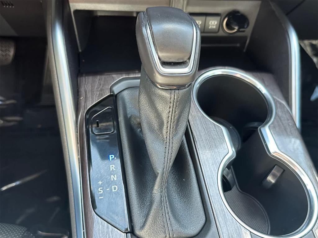 used 2021 Toyota Highlander Hybrid car, priced at $44,995