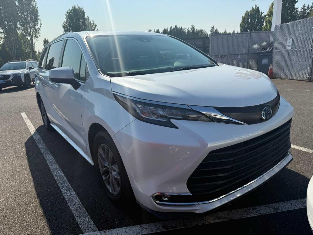 used 2023 Toyota Sienna car, priced at $44,995