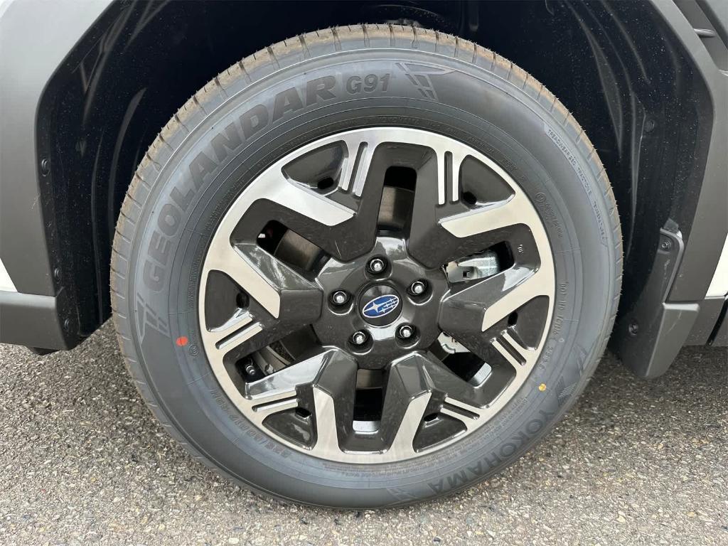 new 2025 Subaru Forester car, priced at $35,284