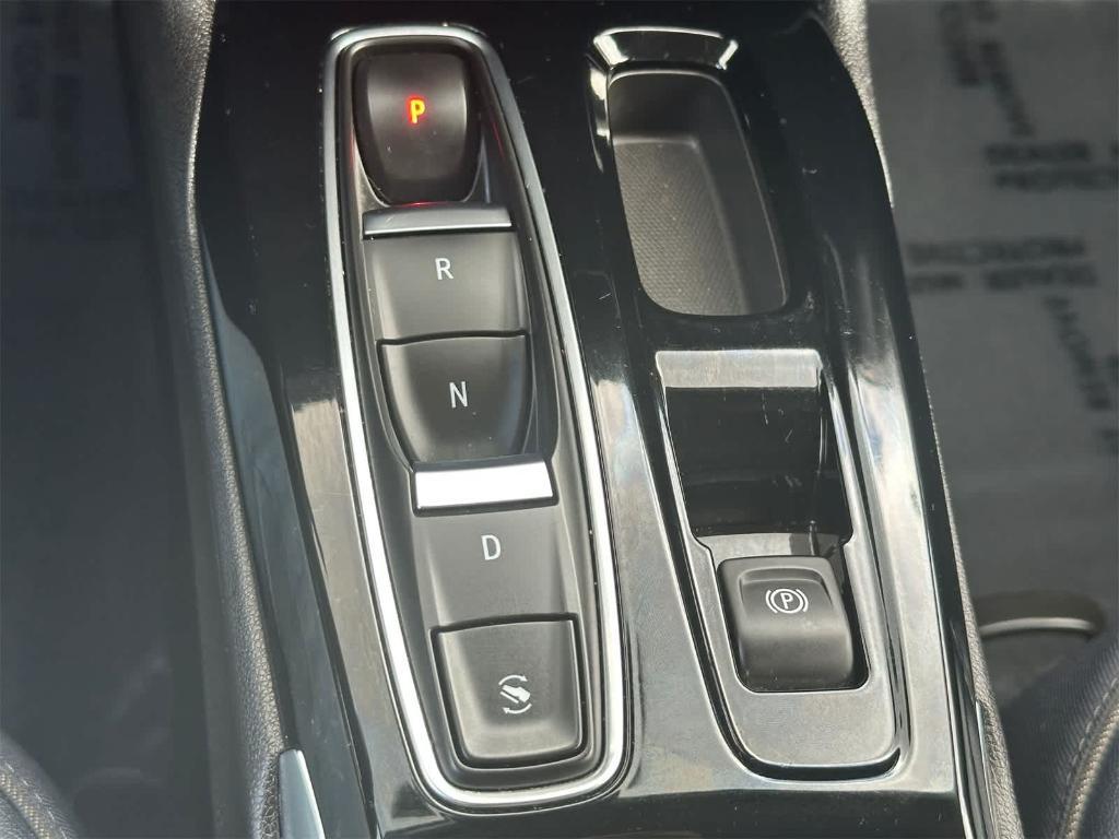 used 2022 Chevrolet Bolt EUV car, priced at $22,914