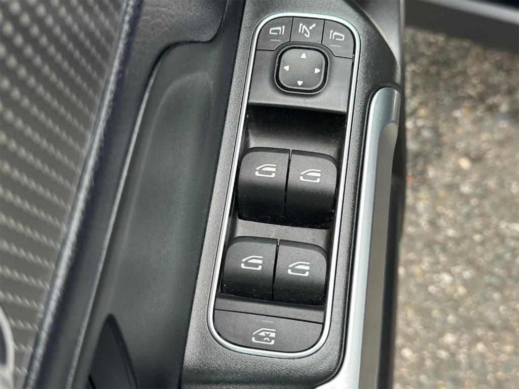 used 2020 Mercedes-Benz GLB 250 car, priced at $22,995