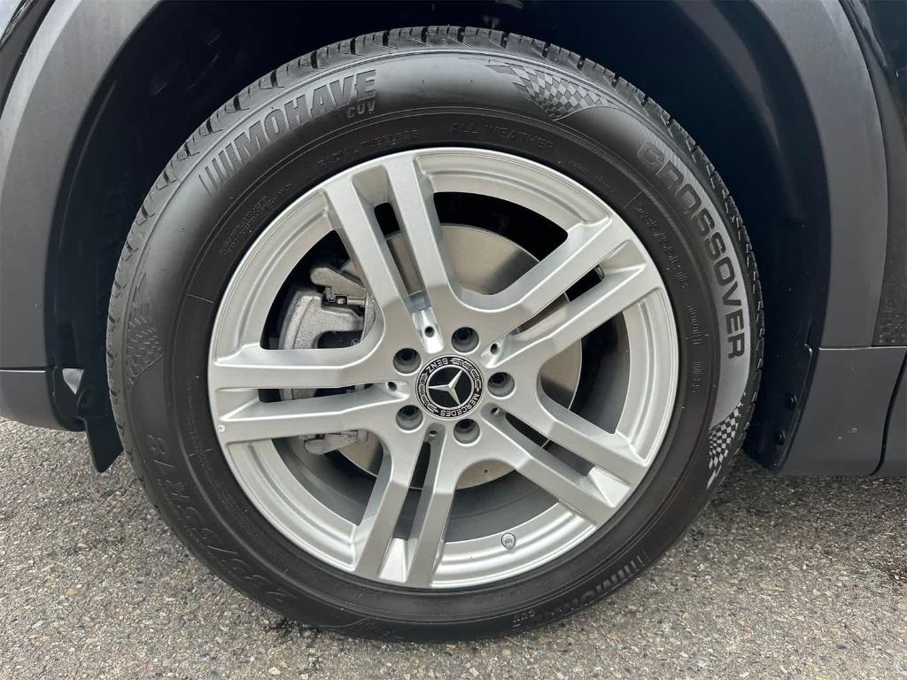 used 2020 Mercedes-Benz GLB 250 car, priced at $22,995