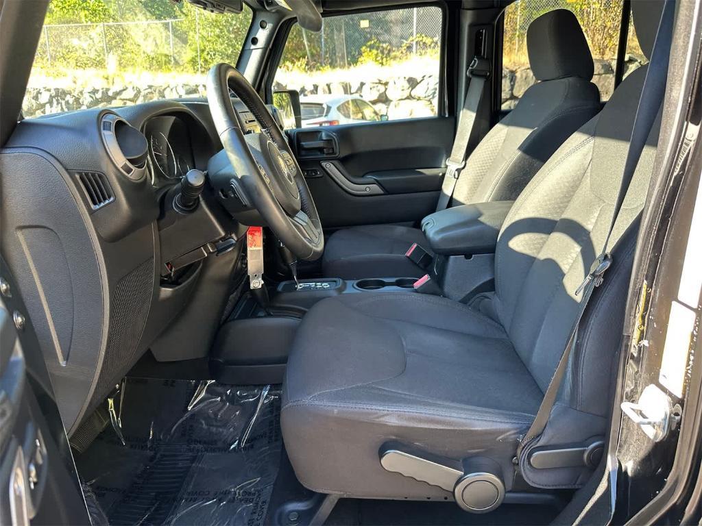 used 2014 Jeep Wrangler Unlimited car, priced at $17,250