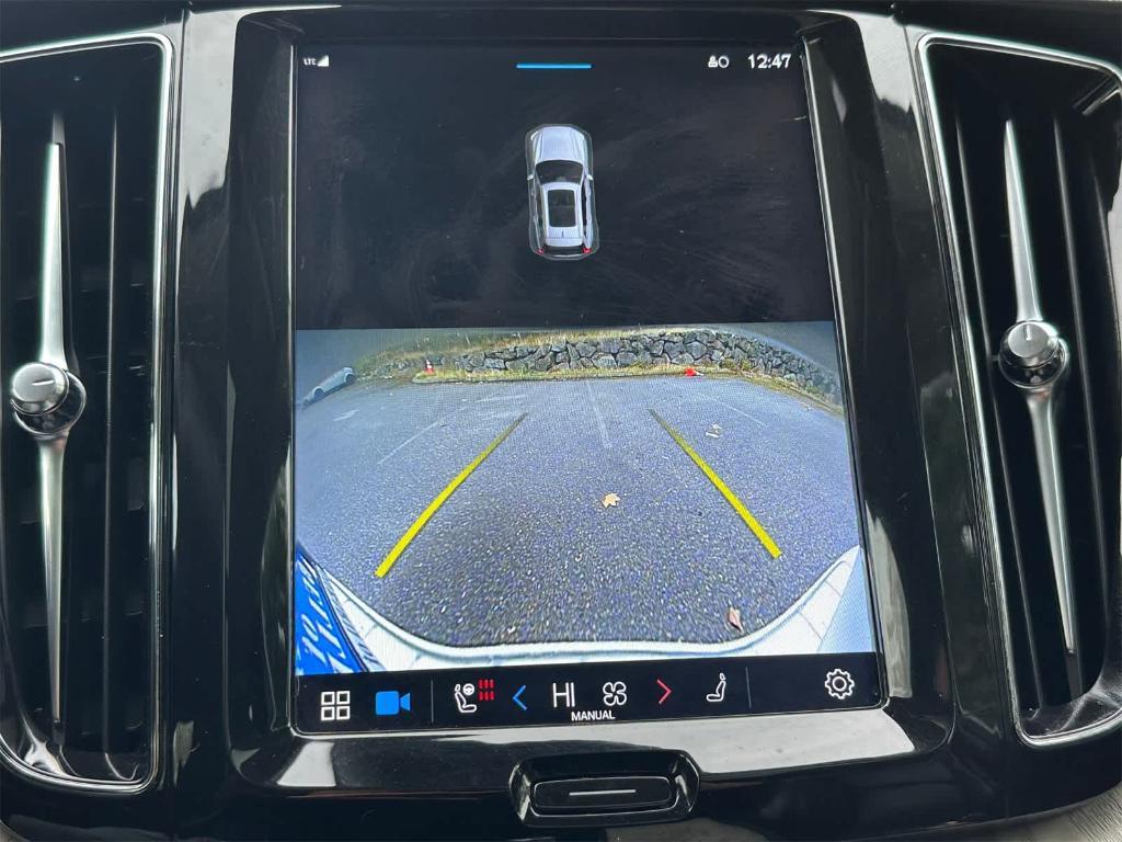 used 2022 Volvo XC60 Recharge Plug-In Hybrid car, priced at $35,995