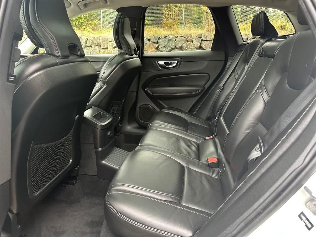 used 2022 Volvo XC60 Recharge Plug-In Hybrid car, priced at $35,995