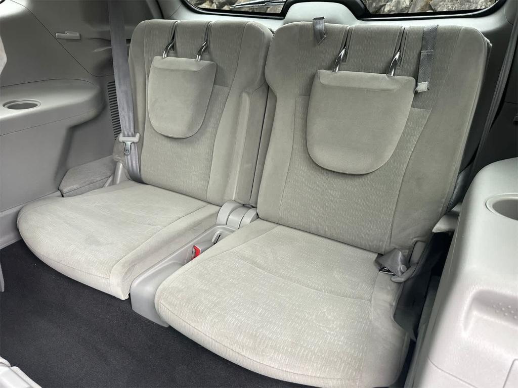 used 2012 Toyota Highlander car, priced at $15,995