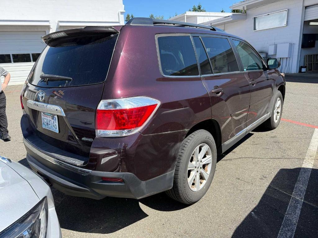 used 2012 Toyota Highlander car, priced at $15,995