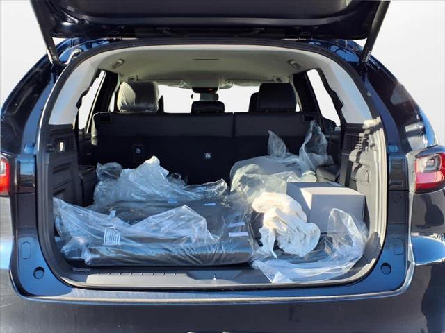 new 2025 Mazda CX-90 car, priced at $40,250