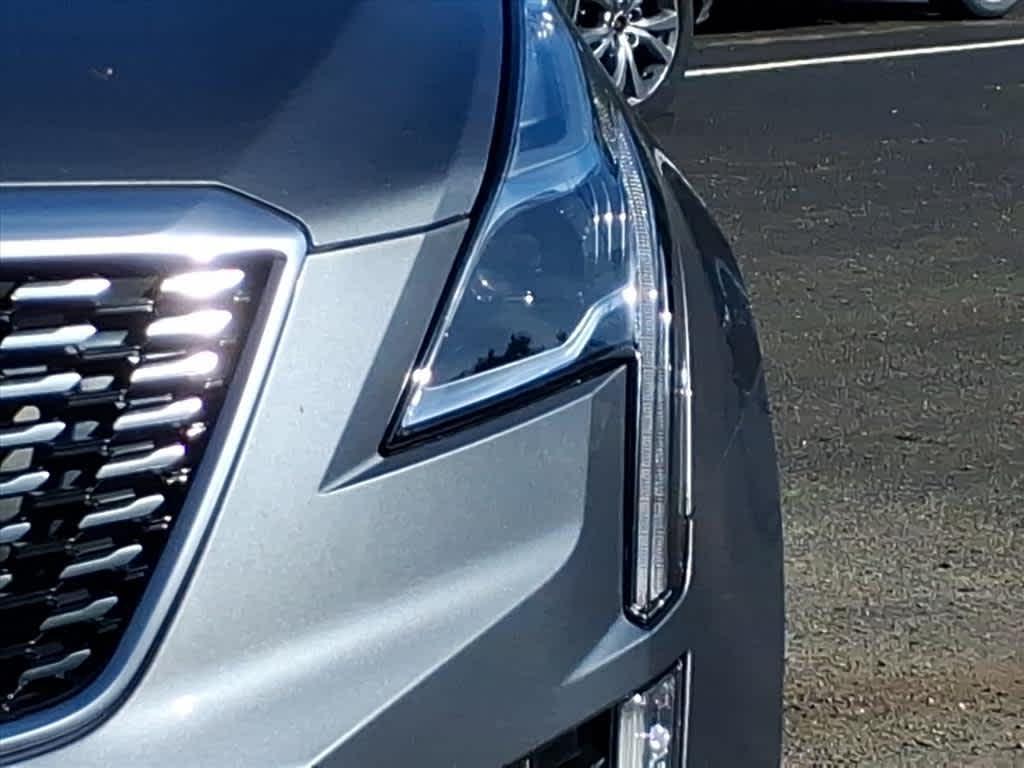 used 2021 Cadillac XT5 car, priced at $33,755