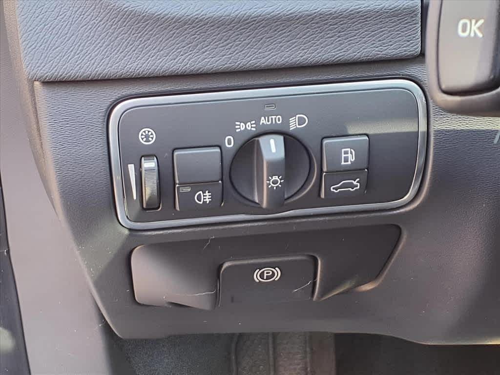 used 2018 Volvo S60 Inscription car, priced at $17,456