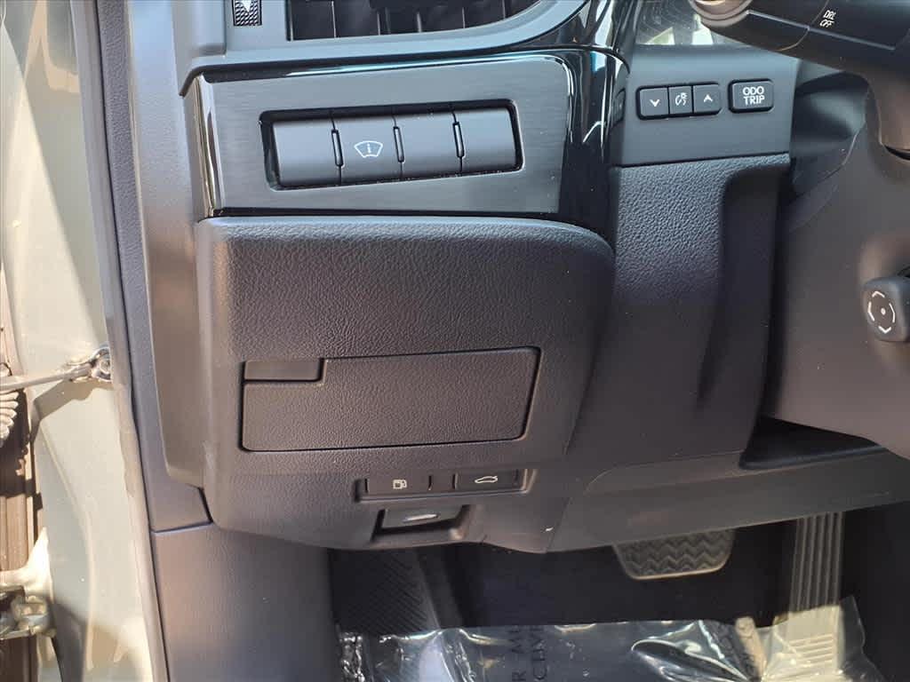 used 2025 Lexus ES 350 car, priced at $46,992