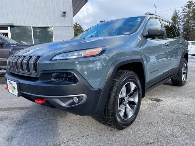 used 2015 Jeep Cherokee car, priced at $16,900