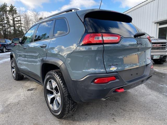 used 2015 Jeep Cherokee car, priced at $16,900